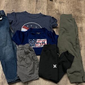 Boys 4T clothing bundle set, pants, shirts, shorts